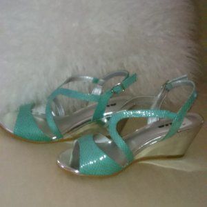 Turqoise Alia wedge sandal size 7